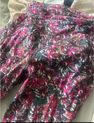 Lululemon leggings pockets  thumbnail 3