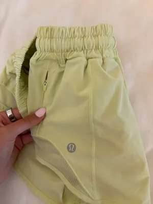 Lululemon Shorts Hotty Hot thumbnail 4