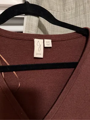 Joie Women's V-Neck Sweater in Mauve Brown thumbnail 3