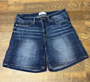 BKE Payton Denim Jean Shorts Womens 28 Dark Wash Whiskered Mid Rise Bermuda 7” thumbnail 1