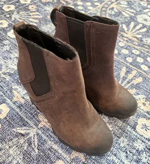 Sorel Chelsea Wedge Boots thumbnail 1