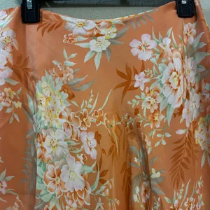 Jones New York Flowy Orange Silk Floral Ruffle Tiered Mini Skirt Size 10 Petite thumbnail 5
