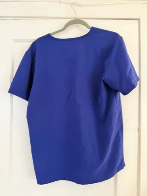FIGS Scrub Top thumbnail 3