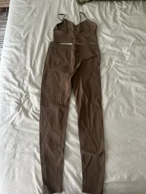 Wesley Brown set Size M/L thumbnail 4