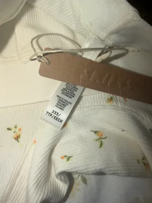 SKIMS | Intimates & Sleepwear | Skims Limited Edition Marigold Rosebud Print Box thumbnail 3