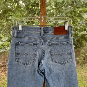 Lucky Brand Women's Sweet Mid Rise Straight Jeans Light Wash Size 4/27R thumbnail 4