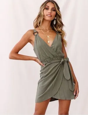✨Selfie Leslie Kay Wrap Skirt Green Sz Large Dress✨ thumbnail 1