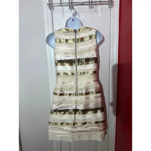 Alice + Olivia Dress Women Cream Gold Silk Tiered Ribbon‎ Mini Size 4 thumbnail 2