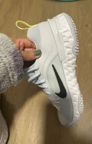 Nike Shoes thumbnail 5
