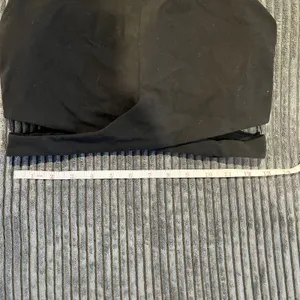 Athleta Black Conscious Crop Cutout B-D Cup, Size XS thumbnail 2