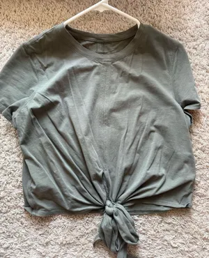 Green Lululemon Top thumbnail 1