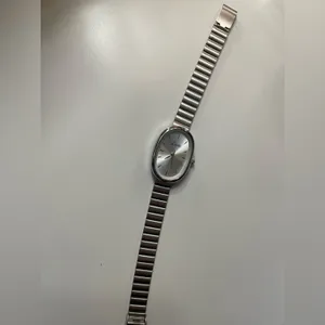 Silver antique style watch thumbnail 3