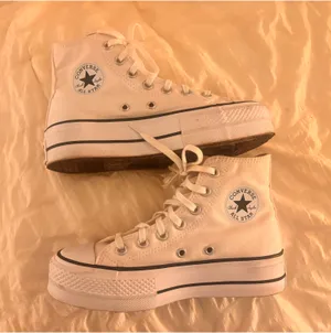 White Platform Converse High-Top thumbnail 1