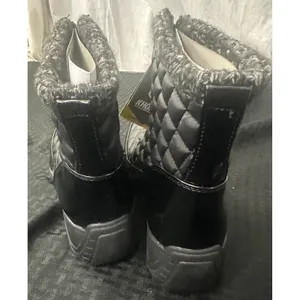 Khombu Megan Women's 9.5M Black Waterproof Winter Boots Thermolite Quilted NWT thumbnail 3