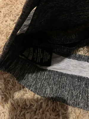 PINK Sports Bra thumbnail 3