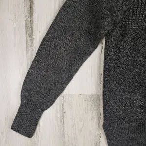 NWT St. John's Bay Gray Metallic Heavyweight Crew Neck Sweater Womens Size Small thumbnail 4
