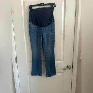 Madewell Kick Out Crop Maternity Jeans thumbnail 3