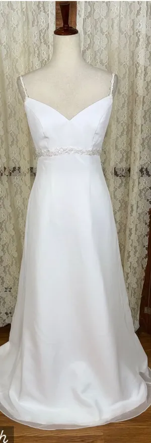 Beautiful Vintage Y2K Galina Chiffon Wedding Gown thumbnail 1