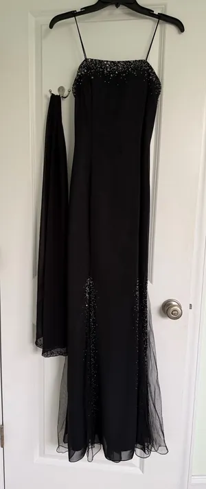 La Femme Black formal dress femme size 6 thumbnail 1