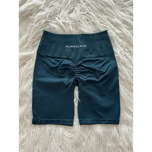 Alphalete Amplify Ultra High Rise Biker Short 6.5” Midnight Size Small thumbnail 3