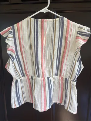 NWT EVEREVE Calla Gauze Flutter Sleeve Top Size XL thumbnail 9