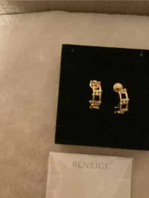Beneige Gold Tone Linked Huggie Earrings - Gold thumbnail 3