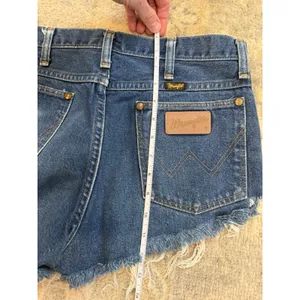 Wrangler High Rise Cut Off Denim Shorts Vintage Urban Outfitters Reworked Sz 6 thumbnail 5
