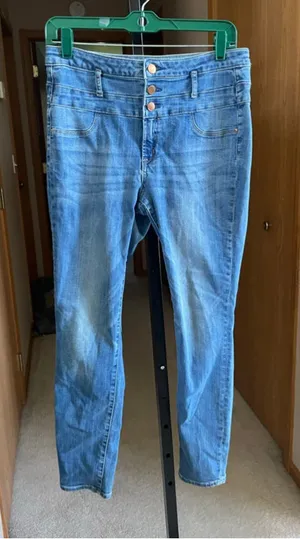 Women's Refuge Blue High Rise Jeans Size 10 thumbnail 1