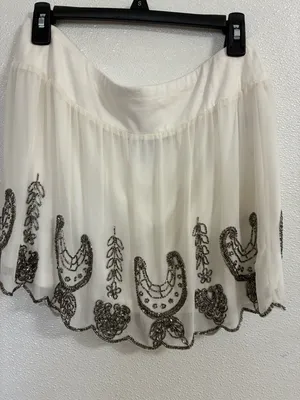 Forever 21 Cream Ruffled Mini skirt with sequin embellishments L ( never worn) thumbnail 2