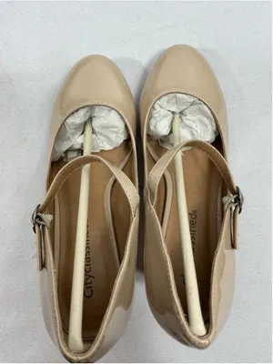 Womans New In Box City Classified Kaylee Mary Jane Pumps Size 8 Beige thumbnail 5