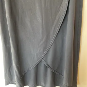 Athleta Black Ribbon Wrap Tulip Midi Skirt Small thumbnail 2