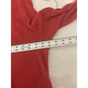 We The Free People Thermal Waffle Knit Tunic L Red Cowl Neck Boho Rustic Fall thumbnail 7