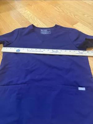 Figs purple jam Casma  scrub top size small. thumbnail 2