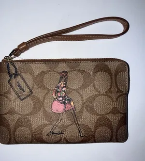 NEW Coach Bonnie Cashin Signature Corner Zip Wristlet‎ 57586 IMGold/Khaki L thumbnail 1
