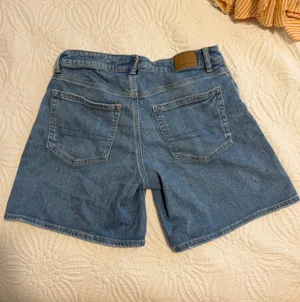American Eagle low rise baggy short  thumbnail 2
