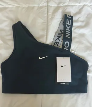 Nike Pro Strappy Sports Bra thumbnail 1