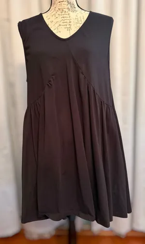 Black V-Neck Sleeveless Babydoll Flowy Mini Sundress thumbnail 1