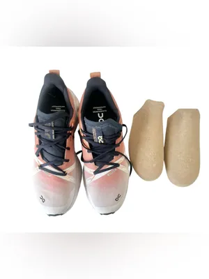 On cloud Cloud surfer Trail Waterproof Sneakers NEW 9.5 sandstone silver thumbnail 8