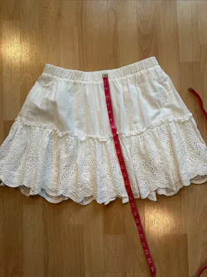 SHEIN White Eyelet Tiered Skirt with Scalloped Hem thumbnail 6
