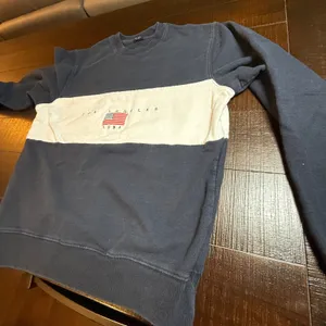 John Galt Brandy Melville Los Angeles 1984 USA Flag Sweatshirt Navy Blue White M thumbnail 9