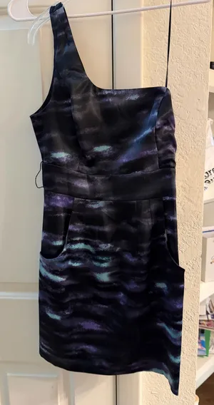 NWT Guess one shoulder mini dress w/pockets womens size 3 thumbnail 1