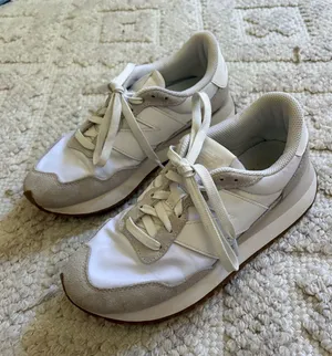 New Balance Sneakers thumbnail 1
