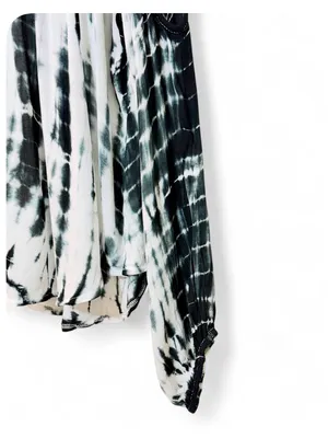 Elan Woman’s Boho White/Black Tie Dye Cold Shoulder Peek-A-Boo Blouse Top Size M thumbnail 7