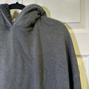 American Eagle Hooded Sweatshirt Sz XXL Cropped Drawstring Hem Gray Sherpa Hood thumbnail 2
