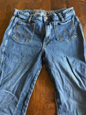 Wrangler Jeans Bell Bottom thumbnail 6