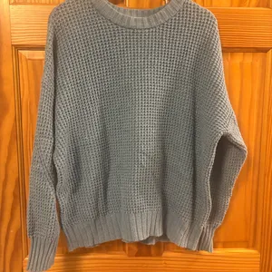 American Eagle Size Small Blue Pullover Sweater. thumbnail 3