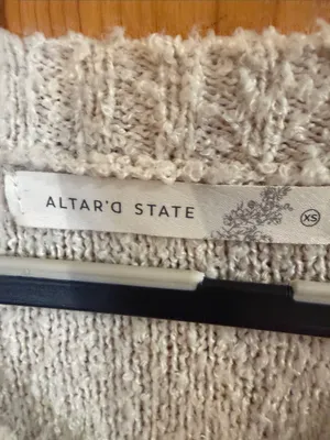 Altar’d state Cameron oversized sweater size xsmall . thumbnail 2