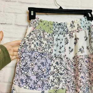 Boutique NEW Floral Patch Pants thumbnail 7