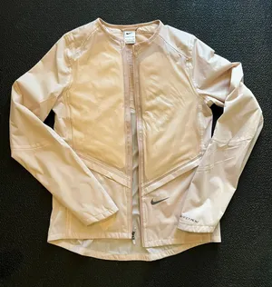 Nike Women's Storm-Fit ADV Run Division Running Jacket Pink Oxford thumbnail 1