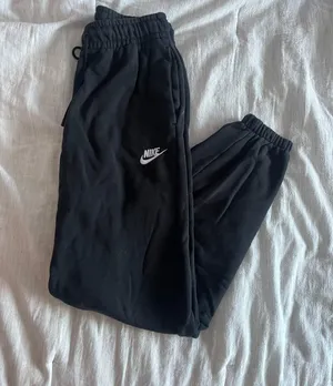 Nike sweatpants thumbnail 1